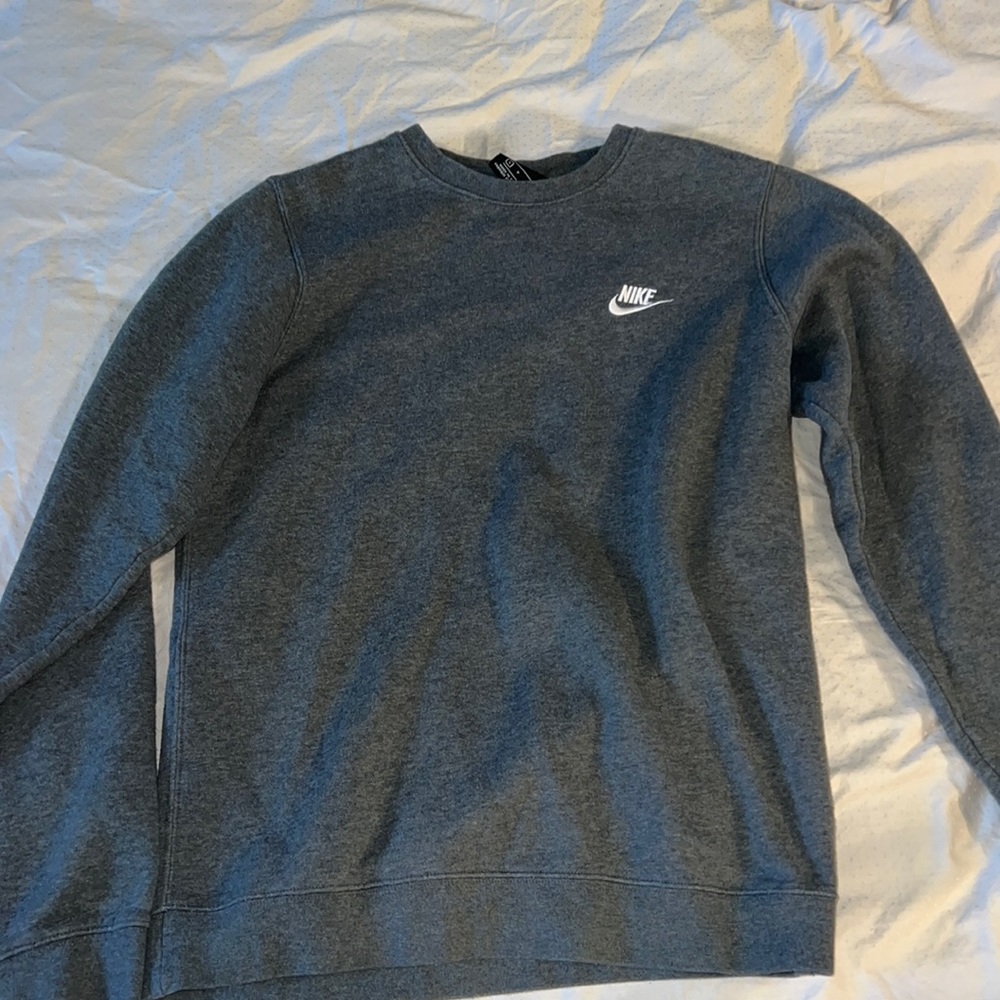 Grey Nike Sweatshirt